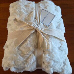 Evergreen Tree Throw Blanket-C&F-Very Plush-50x60